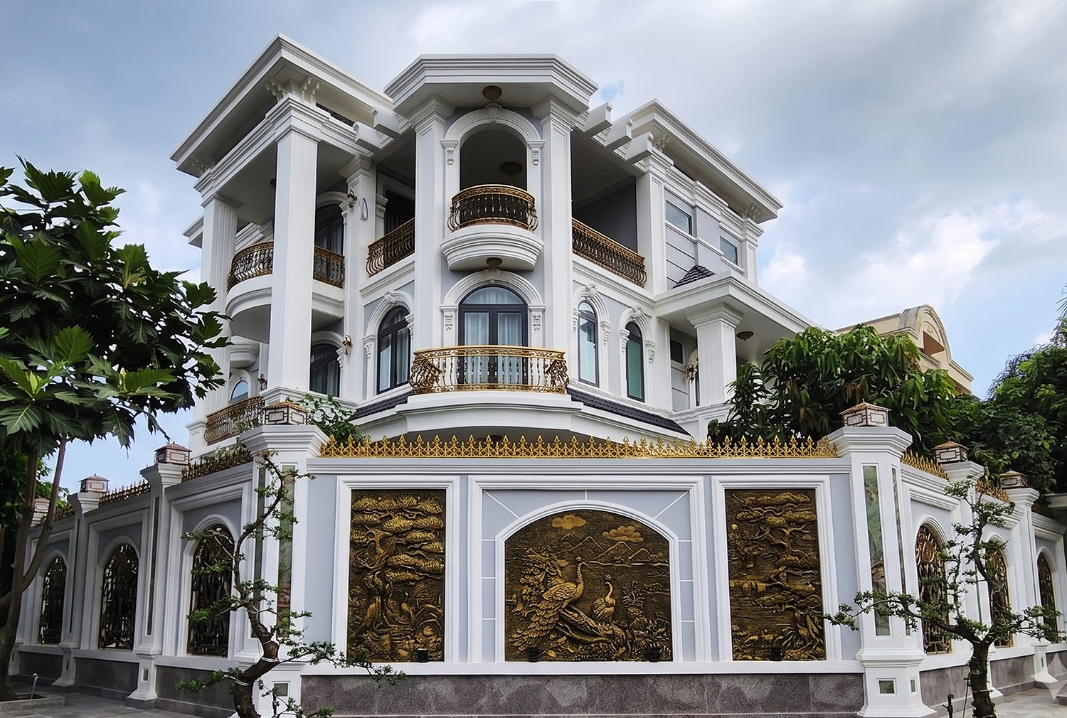 Biệt thự
